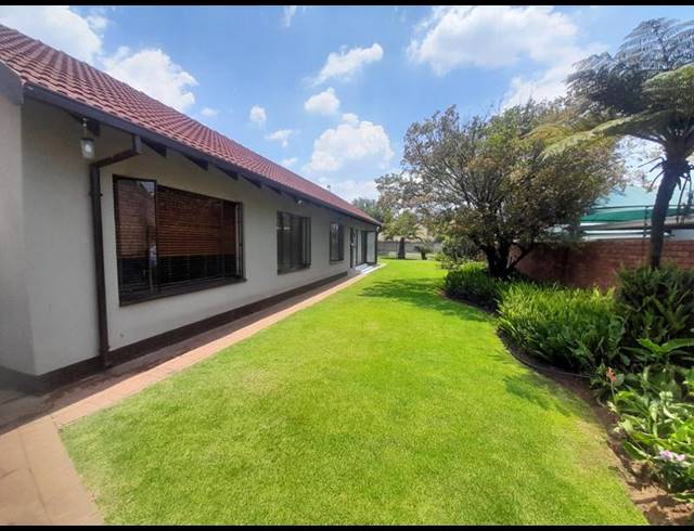 3 BEDROOM HOUSE FOR SALE IN DORANDIA